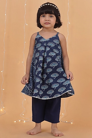 Indigo Blue Cotton Slub Printed Gathered Kurta Set For Girls by Tjori India pvt ltd