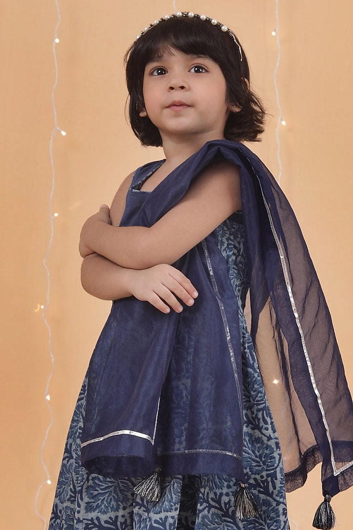 Indigo Blue Cotton Slub Printed Kurta Set For Girls by Tjori India pvt ltd at Pernia's Pop Up Shop