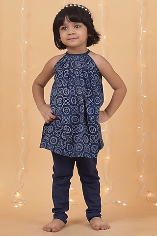 Indigo Blue Cotton Slub Printed Gathered Kurta Set For Girls by Tjori India pvt ltd
