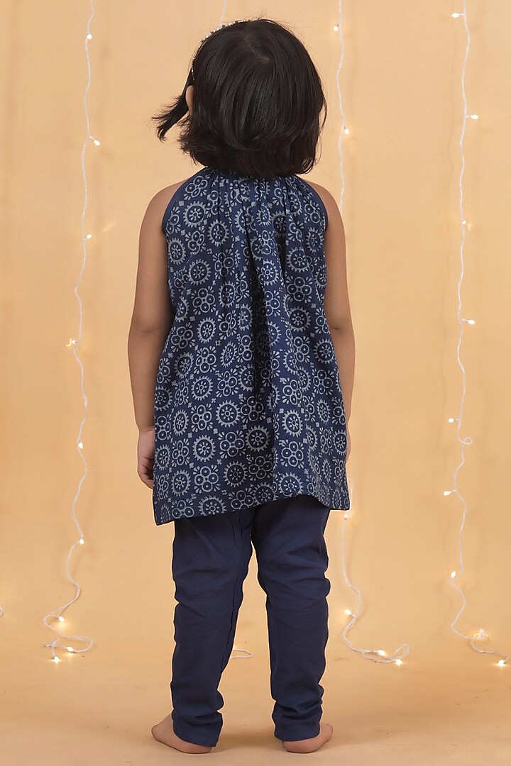 Indigo Blue Cotton Slub Printed Gathered Kurta Set For Girls by Tjori India pvt ltd at Pernia's Pop Up Shop