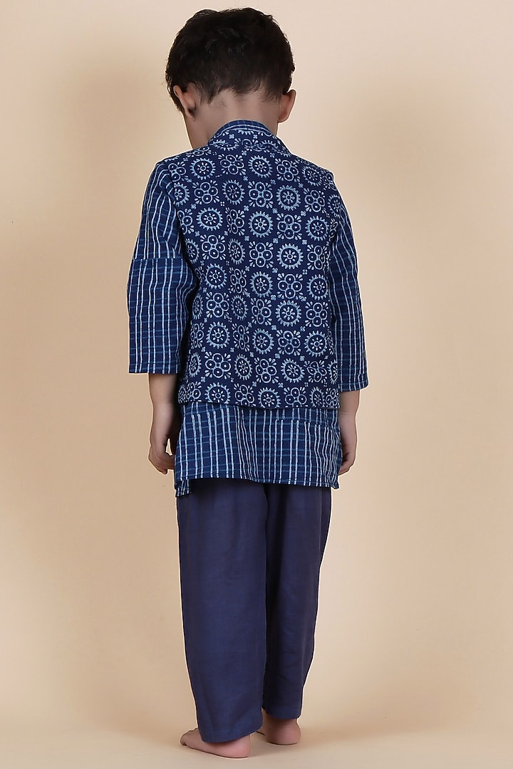 Indigo Blue Cotton Slub Printed Nehru Jacket Set For Boys by Tjori India pvt ltd at Pernia's Pop Up Shop