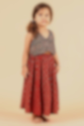 Red Cotton Printed Flared Skirt Set For Girls by Tjori at Pernia's Pop Up Shop