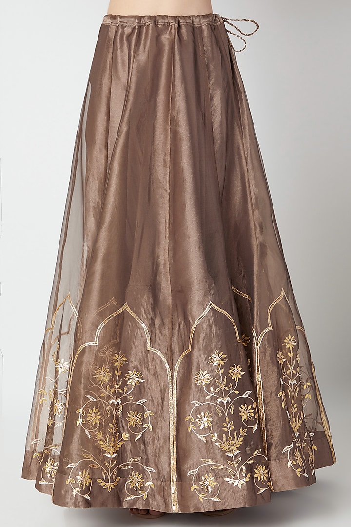 Brown Floral Embroidered Wedding Lehenga Set by The Jaipur Story at Pernia's Pop Up Shop