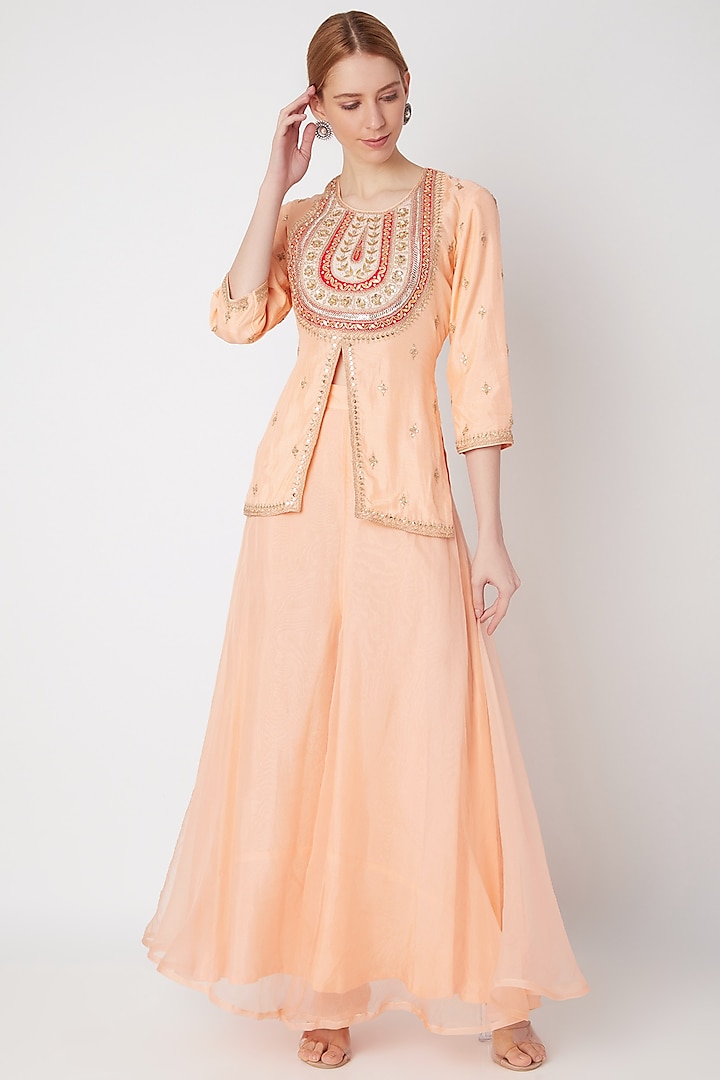 Peach Embroidered Kurta With Pants by The Jaipur Story