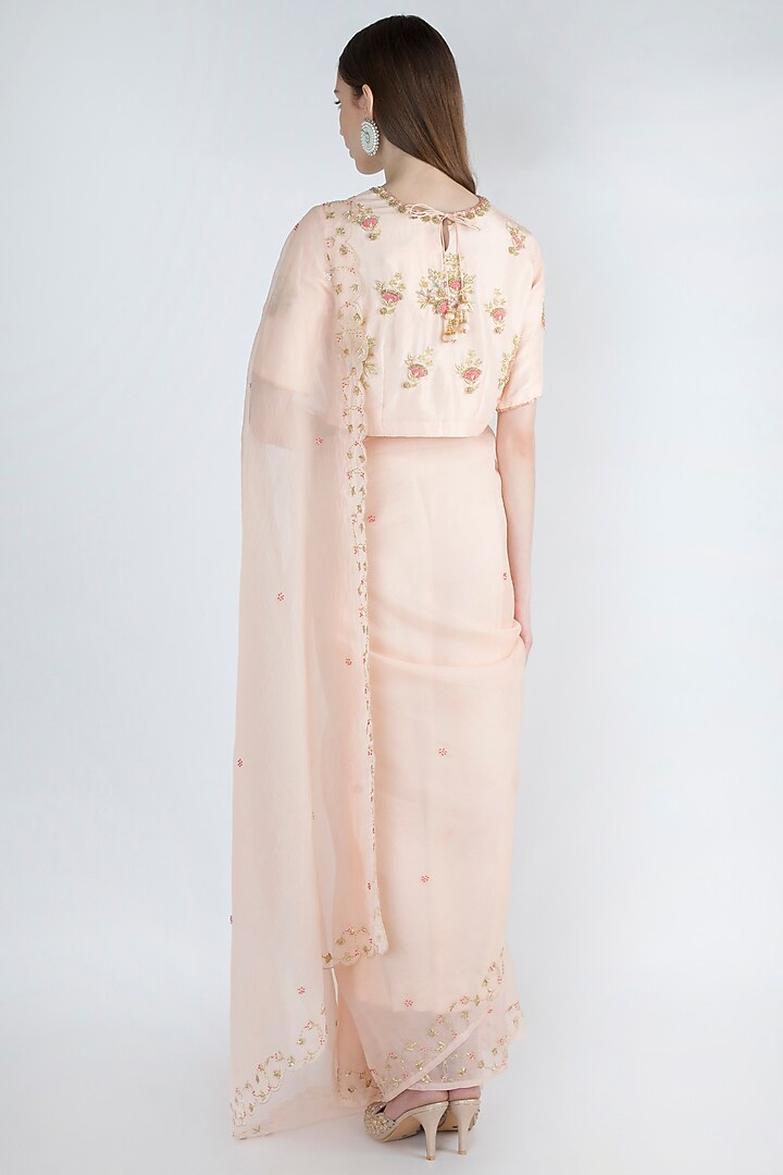 Pink Embroidered Wedding Saree Set by The Jaipur Story at Pernia's Pop Up Shop