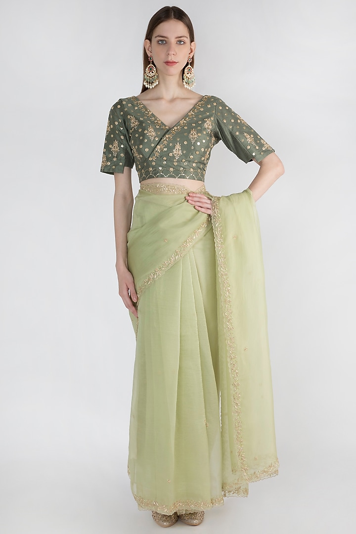 Moss Green Embroidered Wedding Saree Set by The Jaipur Story at Pernia's Pop Up Shop