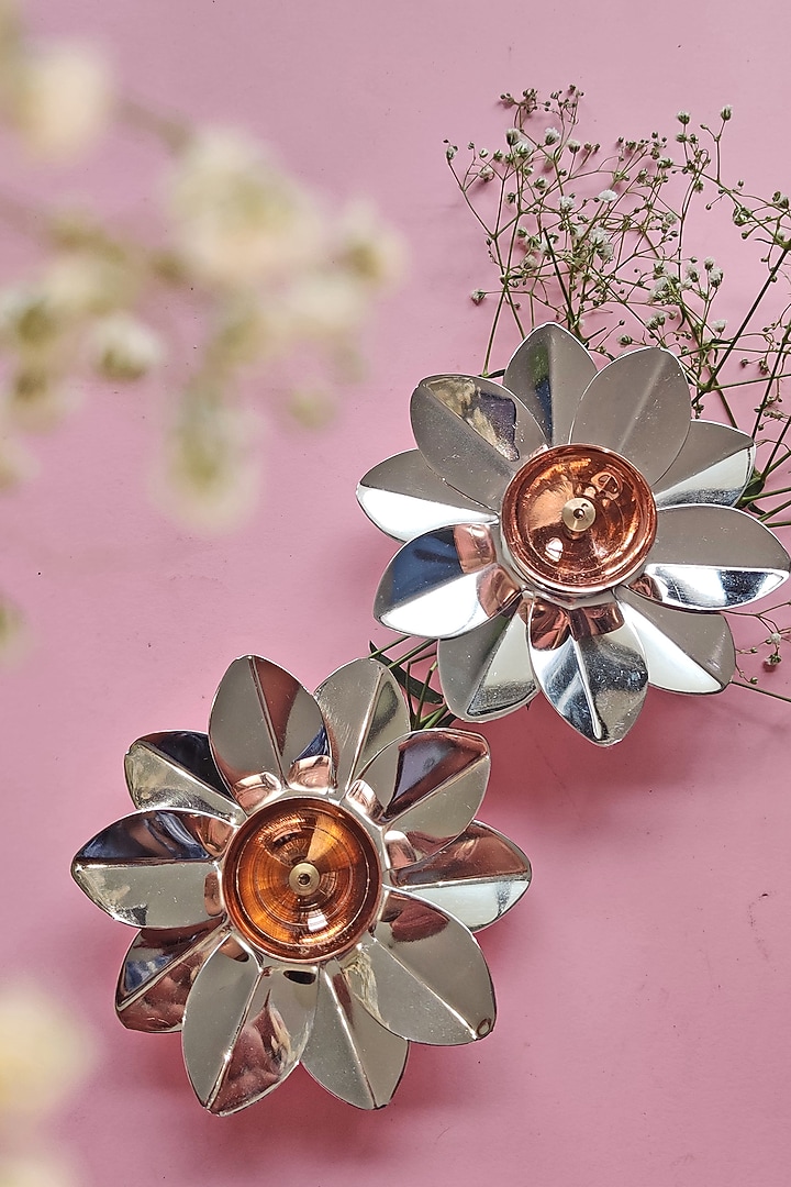 Silver Star Rose Diya Set by The Khabiyas Trunk by KJ at Pernia's Pop Up Shop