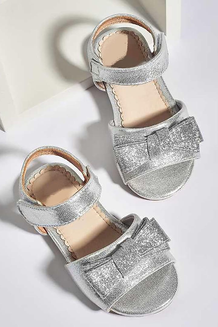 Silver PU Sandals For Girls by Ninobello
