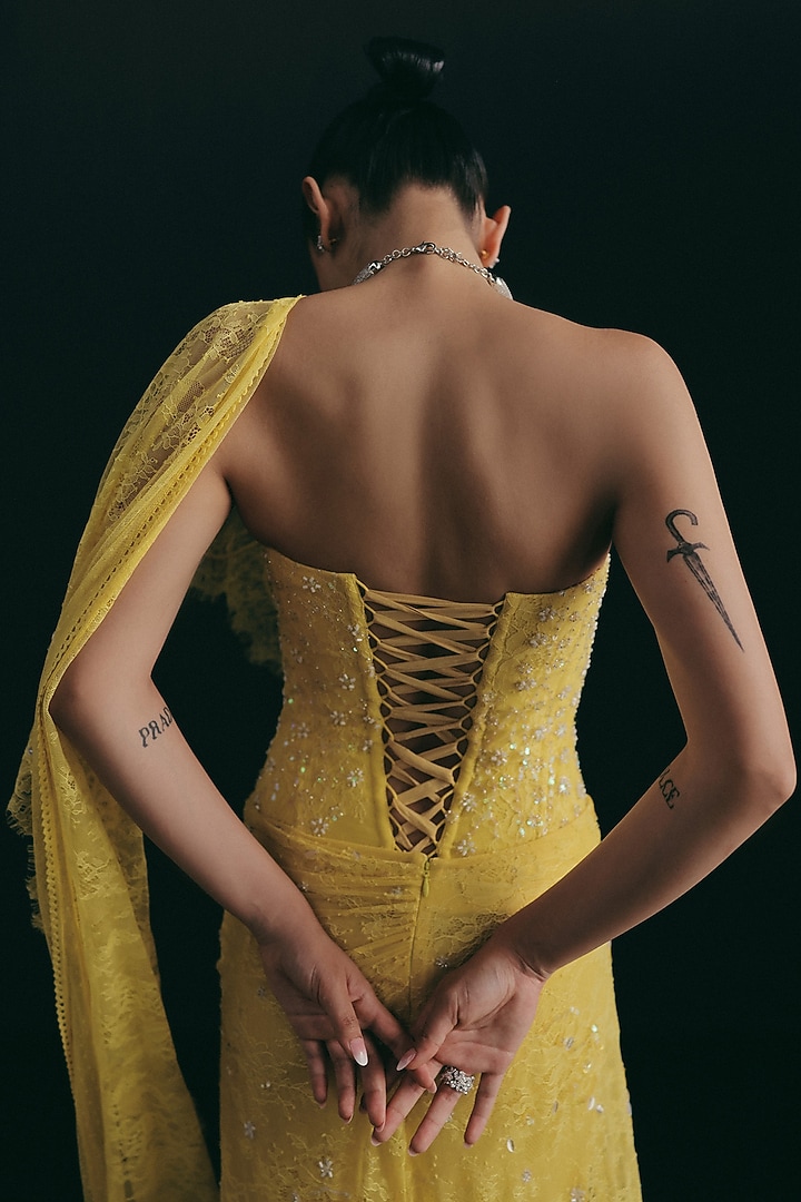 Yellow Dotted Tulle Corded Lace Reception Saree Set by The little black bow at Pernia's Pop Up Shop