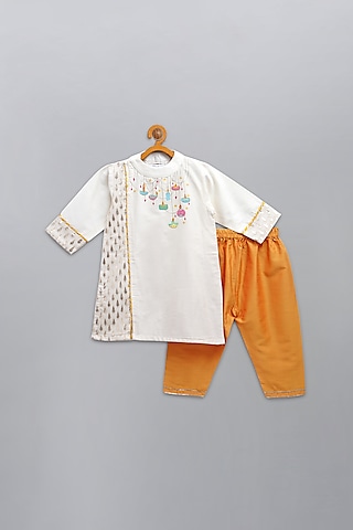 Off-White Cotton Silk Embroidered Kurta Set For Boys by The little tales
