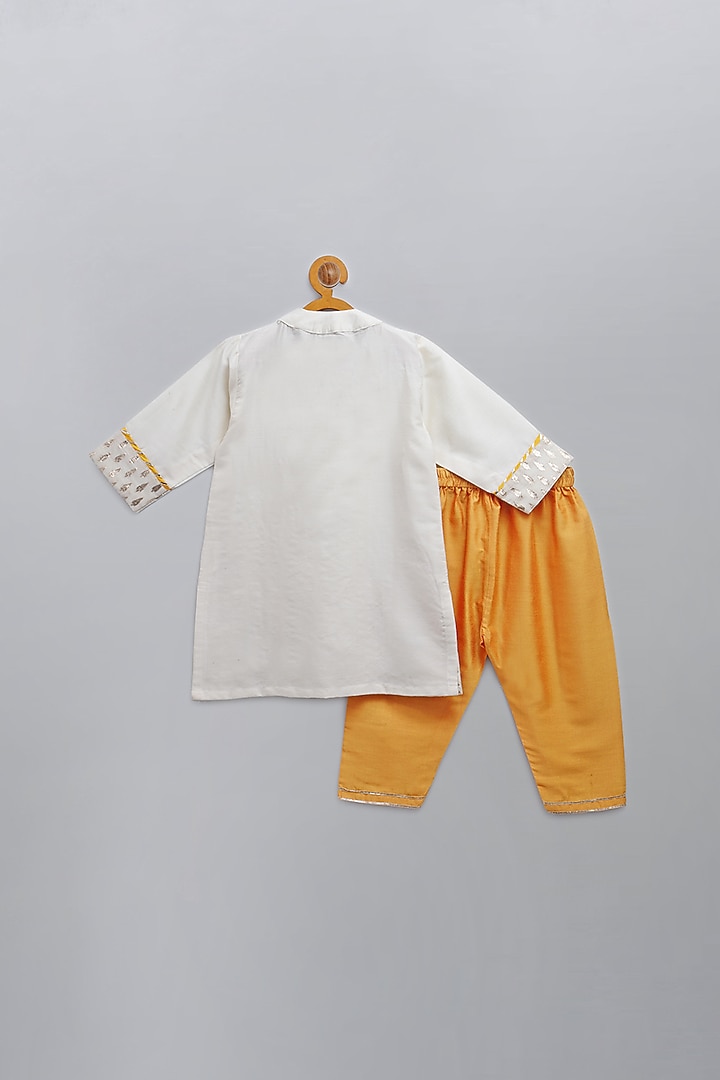 Off-White Cotton Silk Embroidered Kurta Set For Boys by The little tales at Pernia's Pop Up Shop