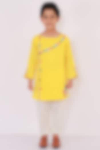 Yellow Embroidered A-Line Kurta Set For Boys by The little tales