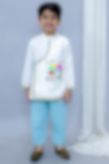 White Cotton Poplin Digital Printed Angrakha Style Kurta Set For Boys by The little tales at Pernia's Pop Up Shop