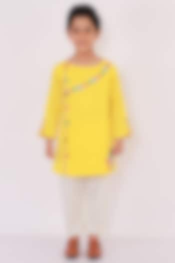 Yellow Cotton Embroidered A-Line Kurta Set For Boys by The little tales at Pernia's Pop Up Shop