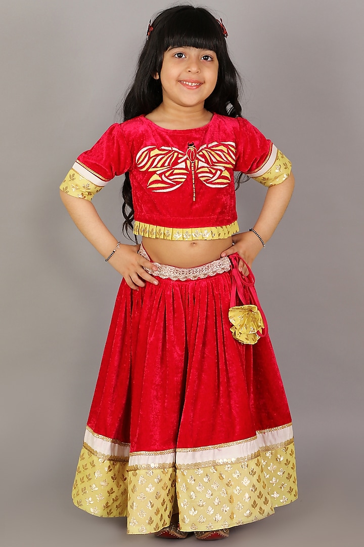 Pink Cotton Zari Lehenga Set For Girls by The little tales at Pernia's Pop Up Shop