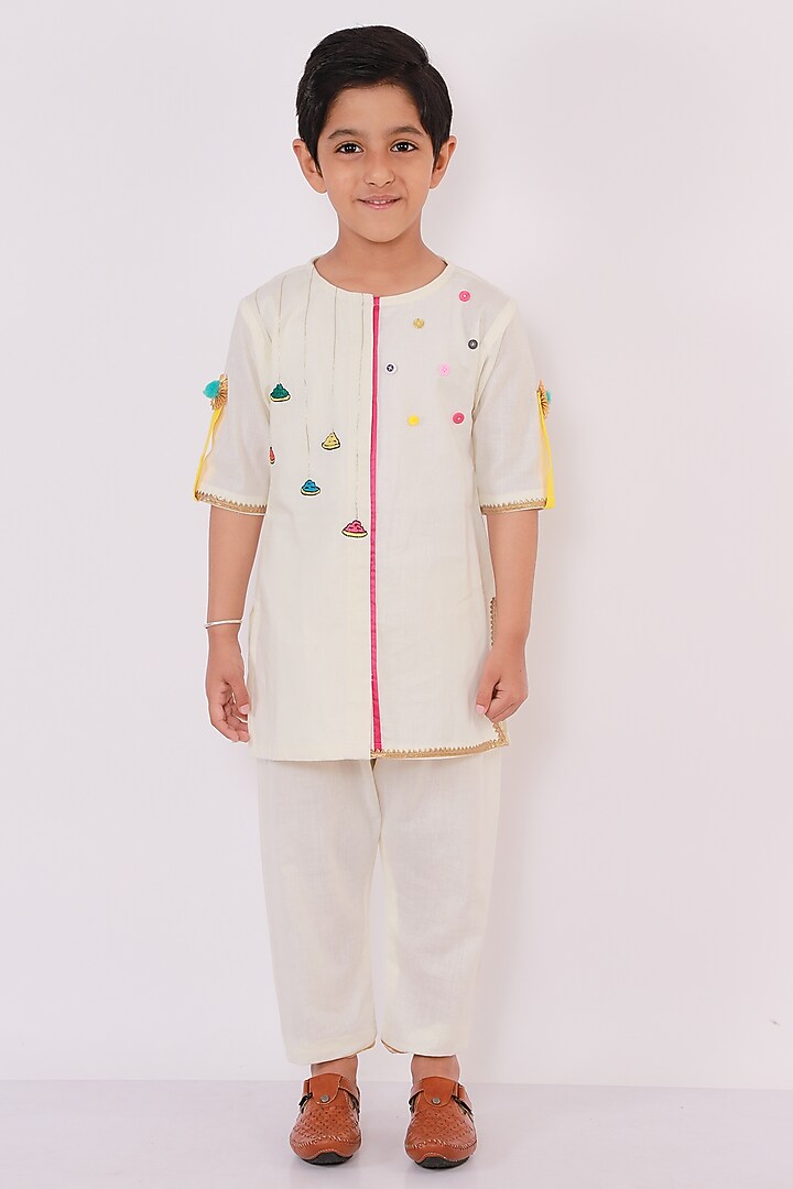 Off-White Cotton Cambric Embroidered Kurta Set For Boys by The little tales at Pernia's Pop Up Shop