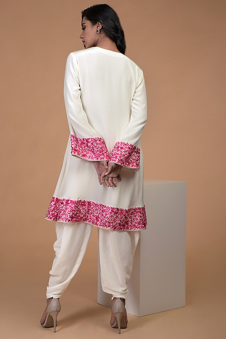 White & Pink Embroidered Kurta Set by Talking Threads at Pernia's Pop Up Shop