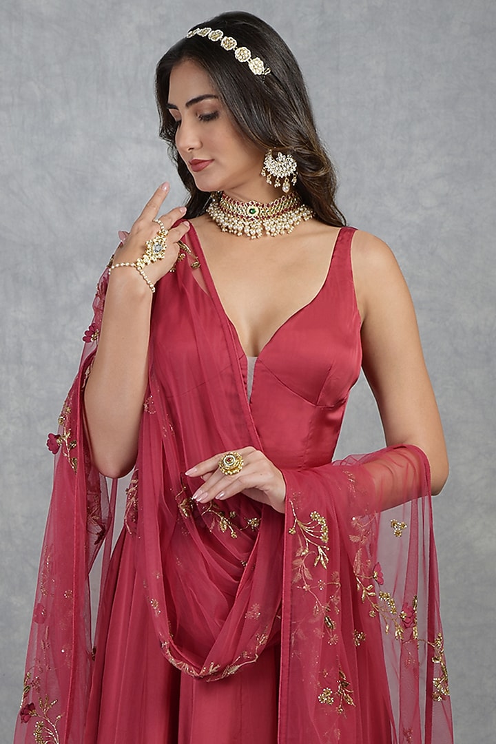 Red Embroidered Wedding Anarkali Set by Talking Threads at Pernia's Pop Up Shop