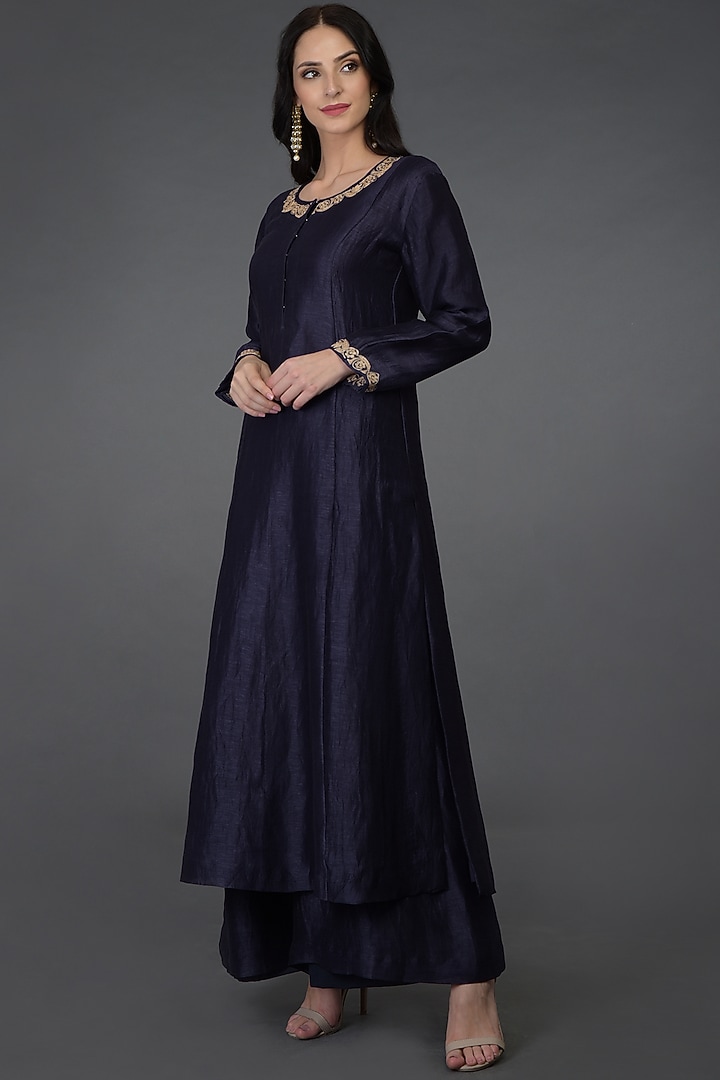 Eclipse Blue Linen Embroidered Kurta Set by Talking Threads at Pernia's Pop Up Shop