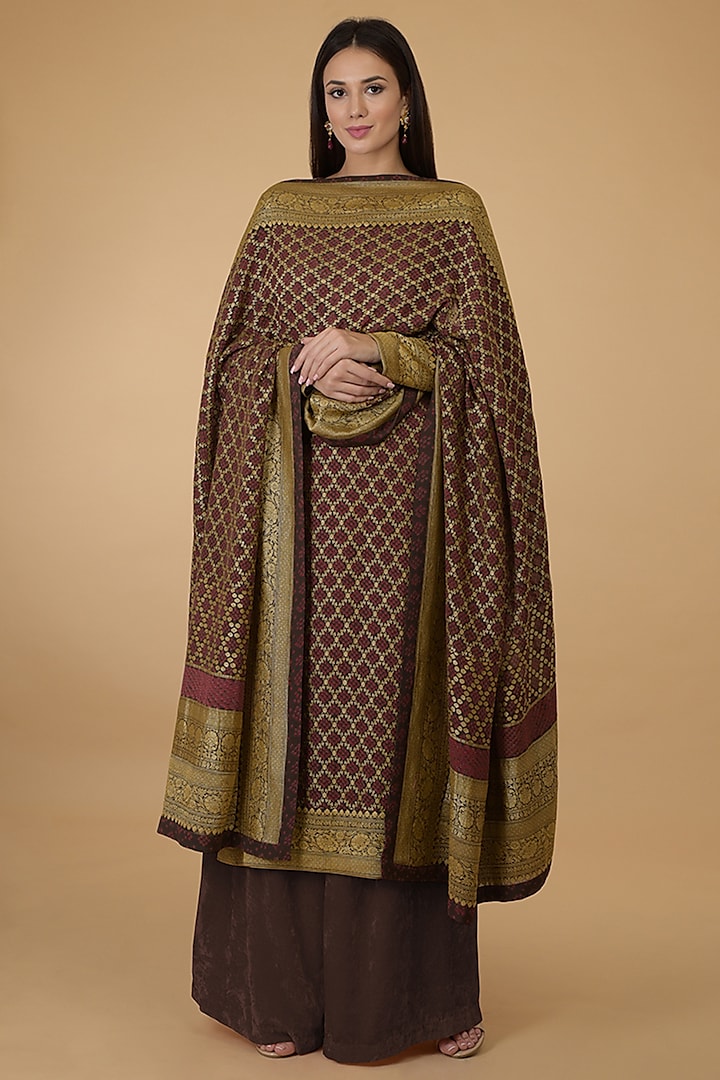 Coffee Brown Embroidered Kurta Set by Talking Threads at Pernia's Pop Up Shop