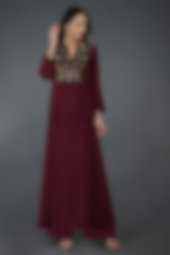 Burgundy Embroidered Kurta With Pants by Talking Threads at Pernia's Pop Up Shop