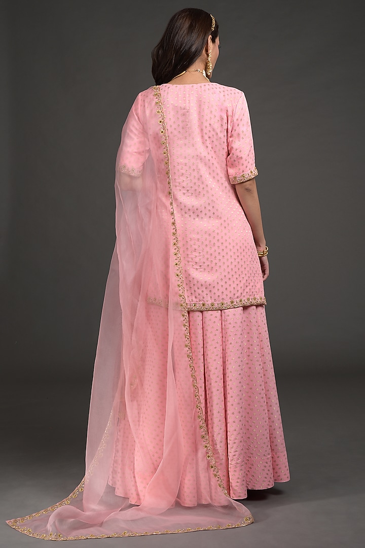 Pink Embroidered Wedding Lehenga Set by Talking Threads at Pernia's Pop Up Shop