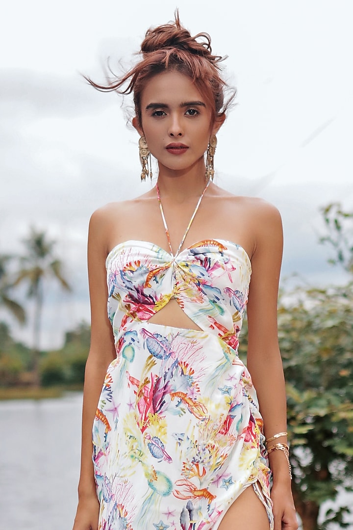 White Crepe Printed Gown by The Long Iland at Pernia's Pop Up Shop