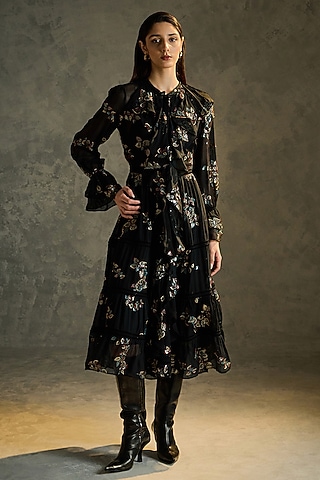 Buy Georgette Western Dresses for Women Online from India's Luxury  Designers 2026