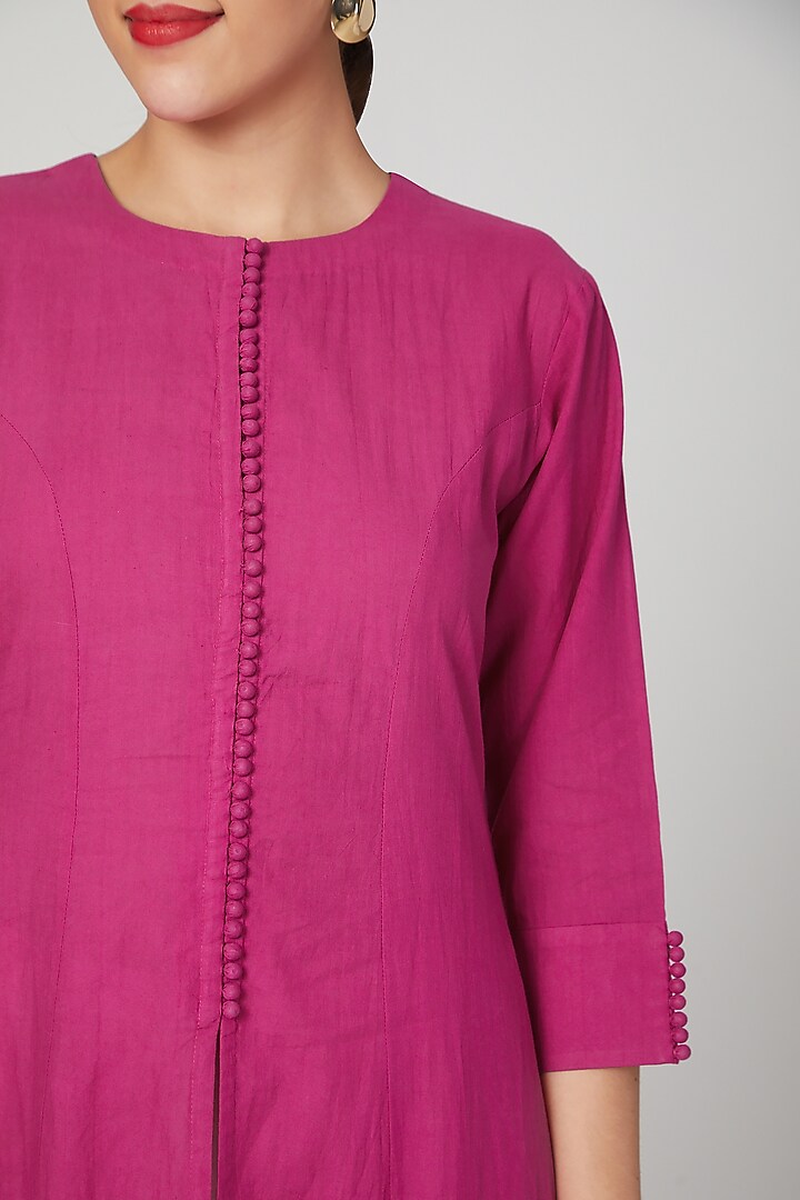 Fuchsia Kurta With Potli Work by THE LABEL UNTOLD at Pernia's Pop Up Shop