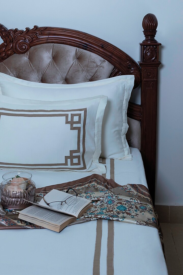 Off-White Pure Cotton Bedsheet Set by The Luxury Store at Pernia's Pop Up Shop