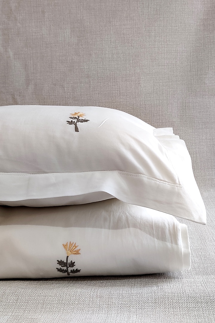 Off-White Embroidered Bedsheet Set by The Luxury Store