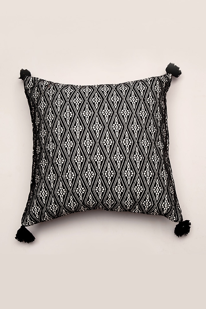 Black & White Jacquard Pillow Cover Design by The MJS Living at Pernia ...