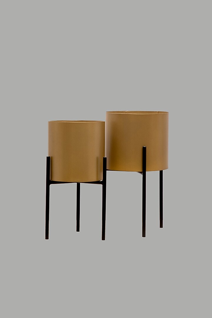 Black & Gold Iron Planter Set by The MJS Living at Pernia's Pop Up Shop