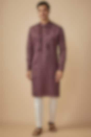 Purple Linen Silk Kurta Set by The Man Project at Pernia's Pop Up Shop