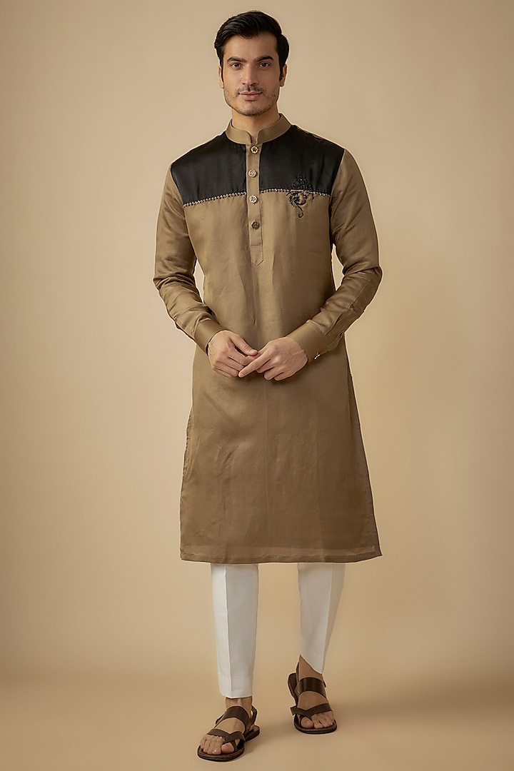 Gold & Black Linen Silk Kurta Set by The Man Project at Pernia's Pop Up Shop