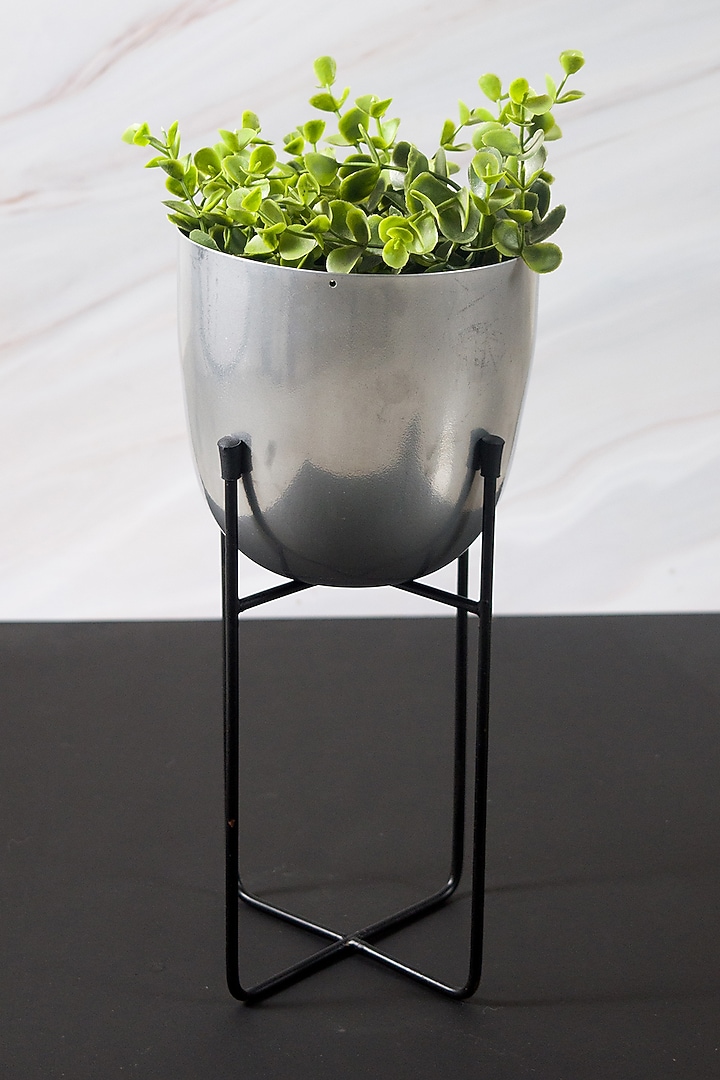 Silver Iron Planter (Set of 2) by The Modern Storey at Pernia's Pop Up Shop