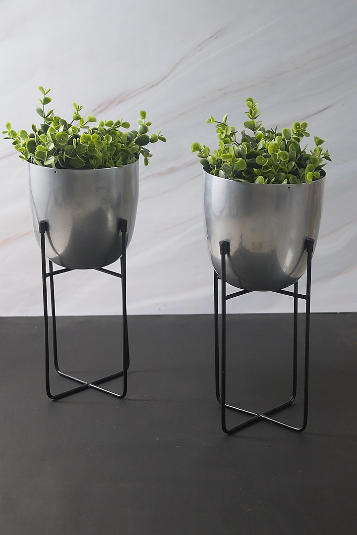 Silver Iron Planter (Set of 2) by The Modern Storey