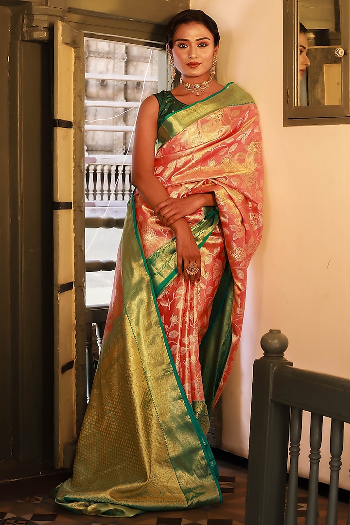 Green & Red Mulberry Silk Embellished Saree Set by Tanishkaa sarees at Pernia's Pop Up Shop