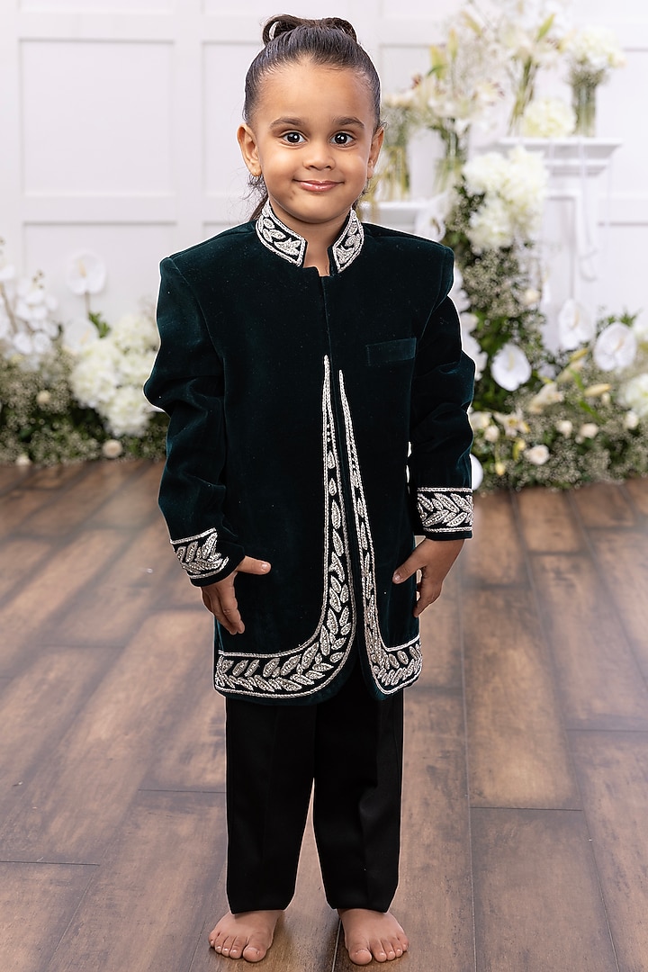 Emerald Green Velvet Embroidered Bandhgala Set For Boys by Tinsel Kids at Pernia's Pop Up Shop