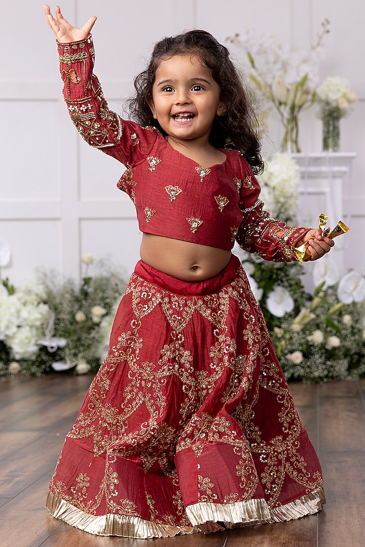 Red Silk Embroidered Lehenga Set For Girls by Tinsel Kids at Pernia's Pop Up Shop