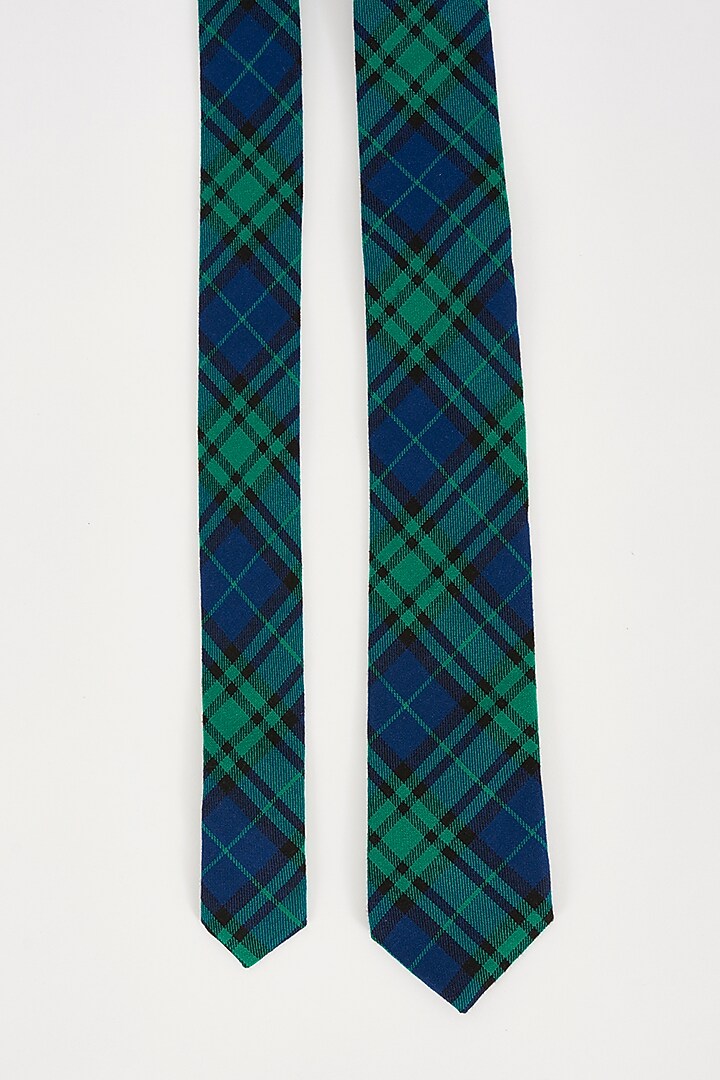 Green Printed Necktie by TOFFCRAFT at Pernia's Pop Up Shop