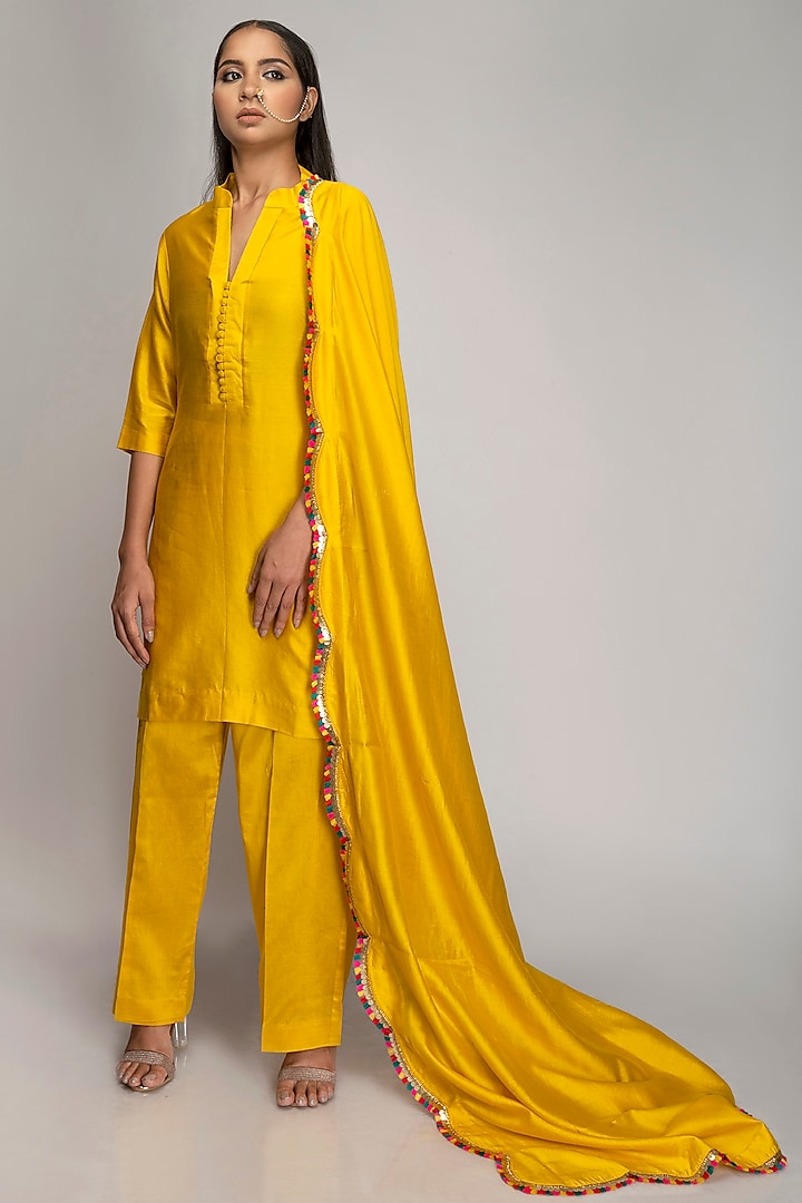 Mustard Silk Embroidered Kurta Set by TOJ by Akanksha and Akriti