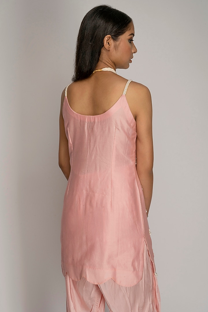 Baby Pink Embroidered Kurta Set by TOJ by Akanksha and Akriti at Pernia's Pop Up Shop