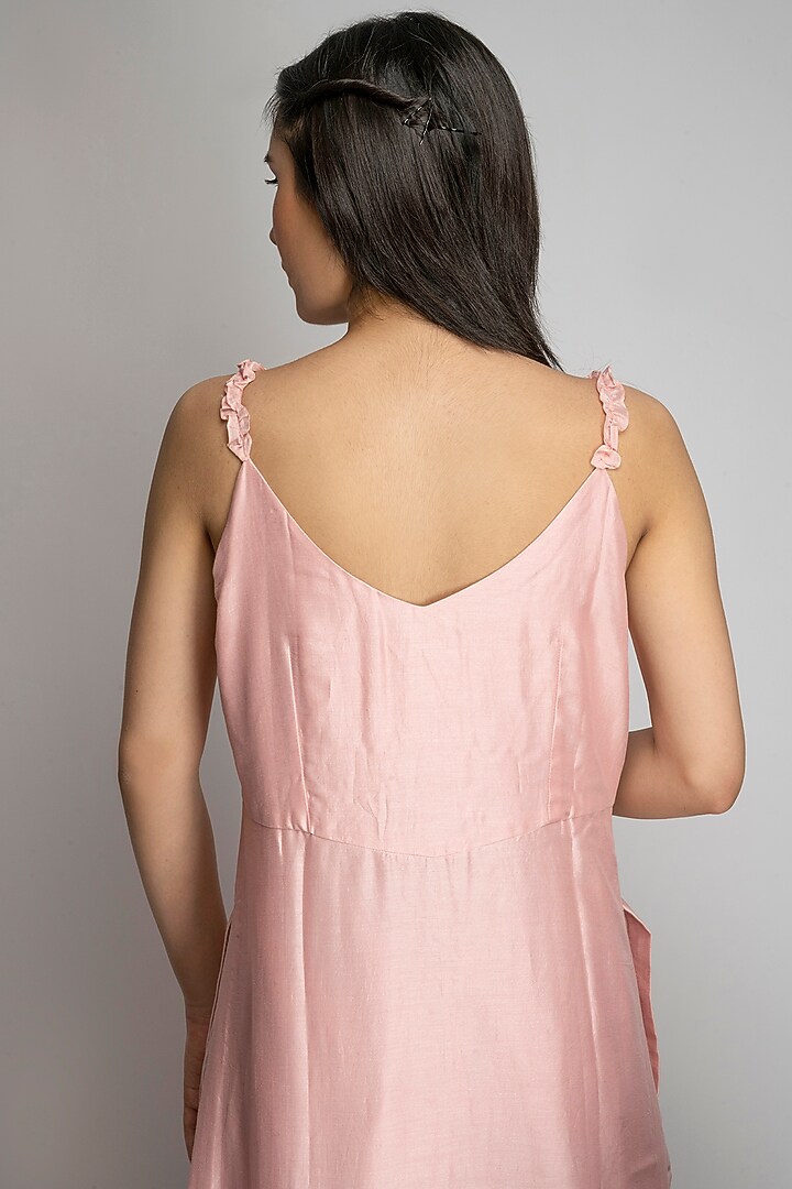 Light Pink Silk Embroidered Kurta Set by TOJ by Akanksha and Akriti at Pernia's Pop Up Shop