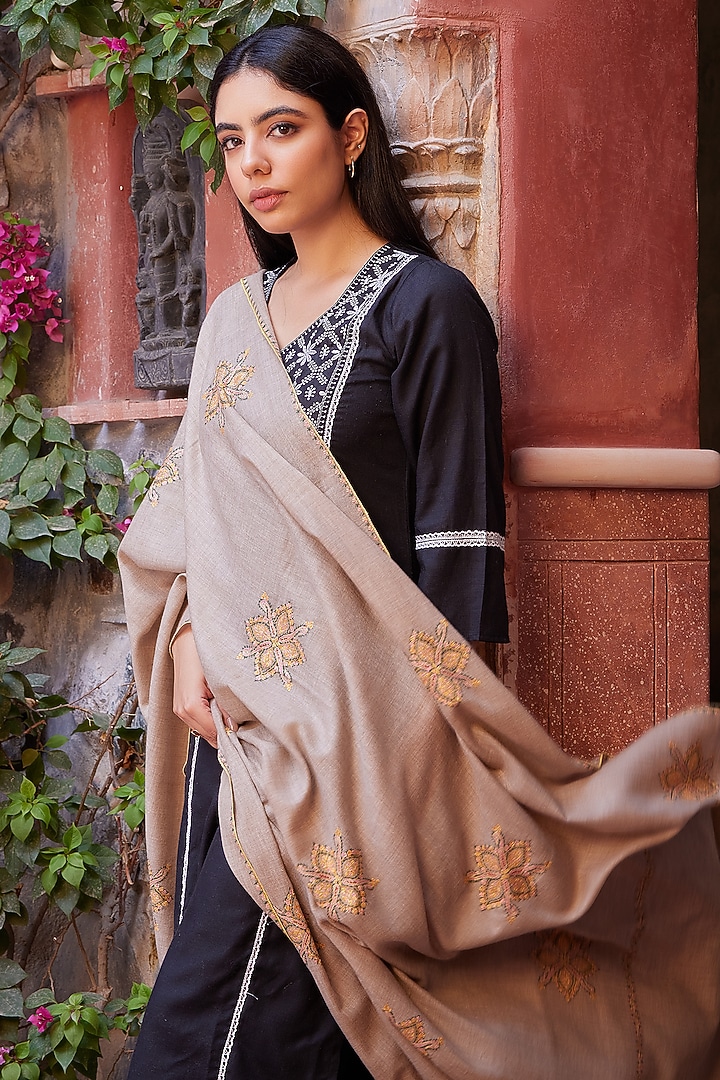 Beige Pure Pashmina Hand Embroidered Shawl by Toosh Kashmir at Pernia's Pop Up Shop