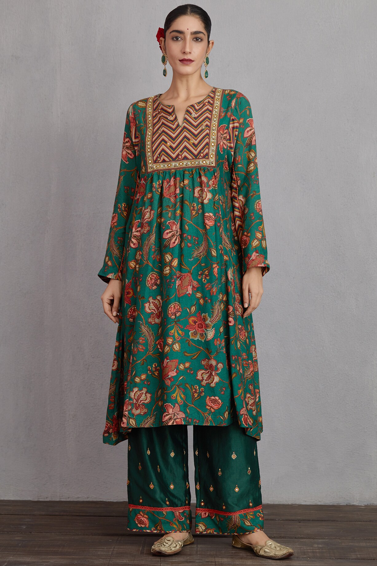 Bottle Green Kurta Cotton Art Silk With Mirror Chudidar
