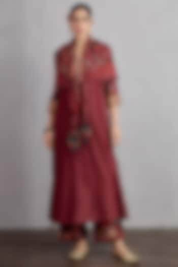 Garnet Red Kurta Set In Handwoven Chanderi by TORANI
