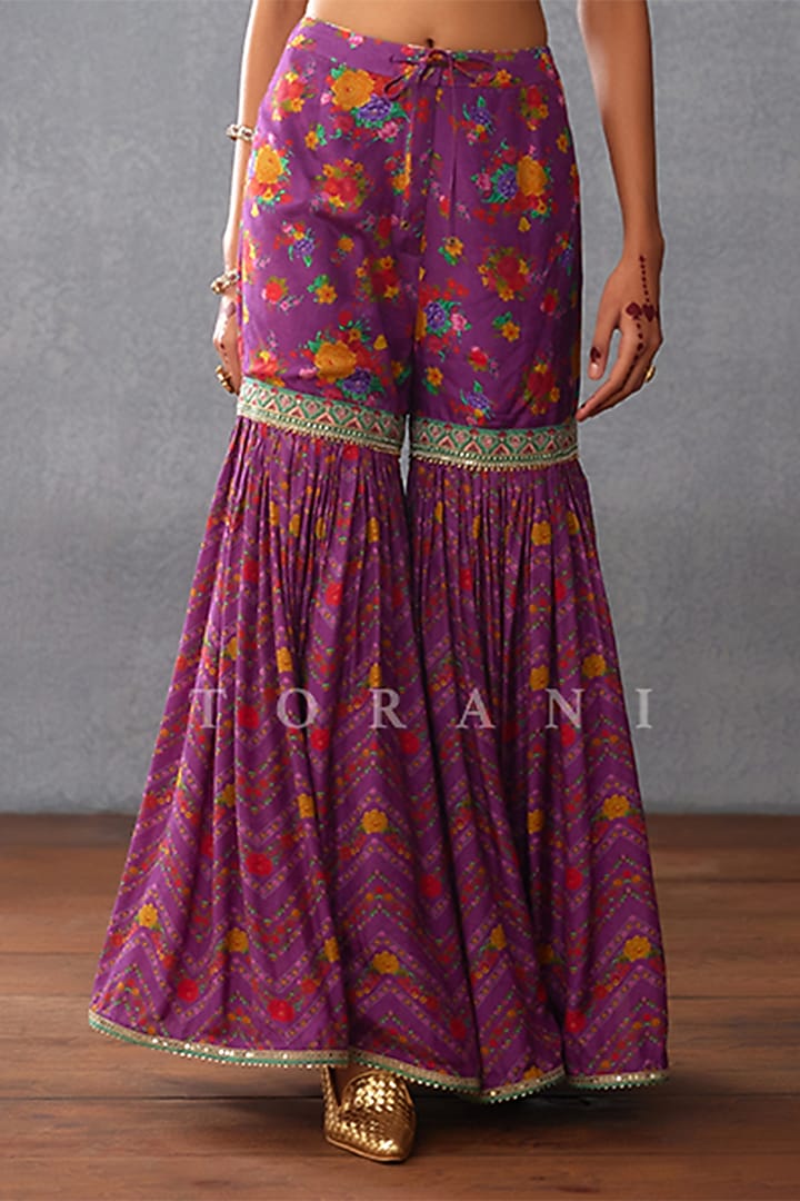 Purple Organza Digital Printed & Dori Embroidered Cape Set by TORANI at Pernia's Pop Up Shop
