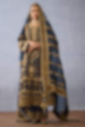 Black Jeni Silk Embroidered Kurta Set by Torani at Pernia's Pop Up Shop