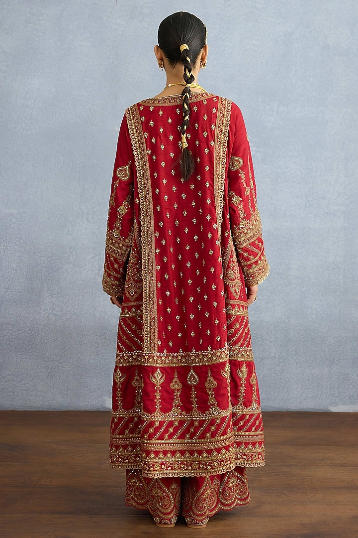 Red Jeni Silk Embroidered Kurta Set by Torani at Pernia's Pop Up Shop